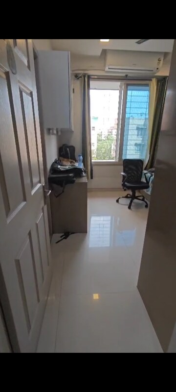 Team Area in 3 BHK Apartment at Vijay Nagari Annex, Waghbil – for Rent