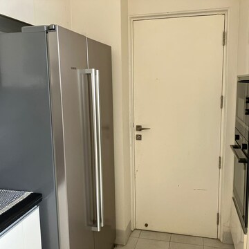 Building Lobby in 3 BHK Apartment at DLF The Ultima, Sector 81 – for Rent