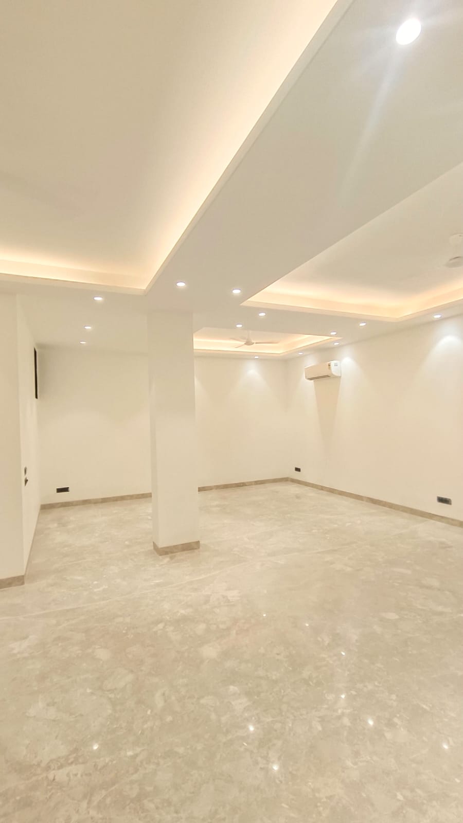 Office Space For Sale in Uday Park