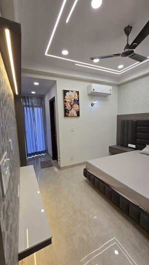 Bedroom in 3 BHK Builder Floor at Sector 28 – for Sale
