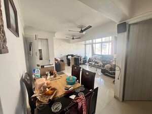 Team Area in 3 BHK Apartment at Gardenia Apartment Santacruz, Santacruz East – for Rent