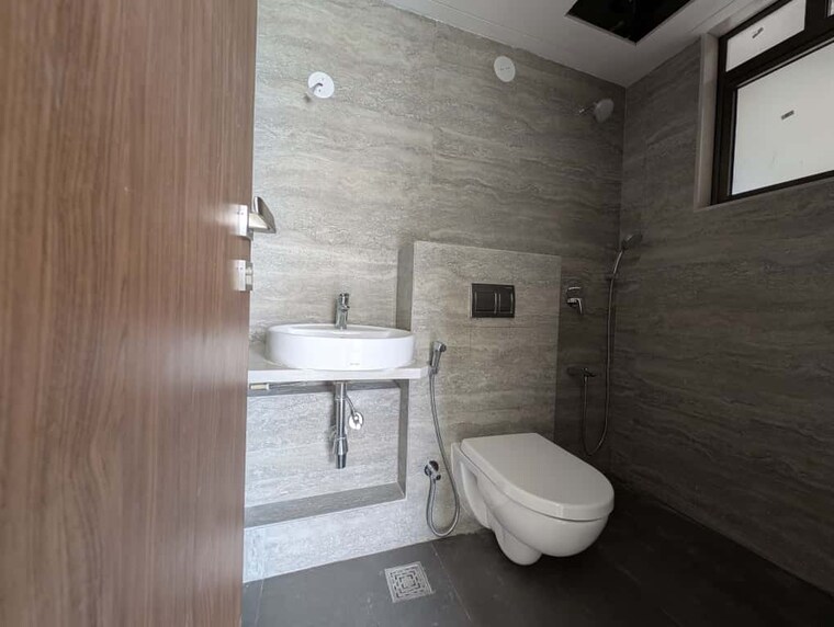 Bathroom, hubtown-seasons 2 Bedroom 648 Sq.Ft. Apartment In Chembur Mumbai 9216586