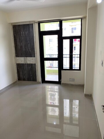 Room in 3 BHK Apartment at Devika Gold Homz, Sector 1 Greater Noida – for Rent