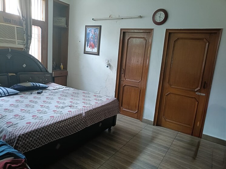 Bedroom, vip road 3 Bedroom 150 Sq.Yd. Apartment In Vip Road Zirakpur 9216621