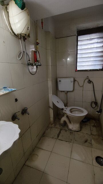Bathroom in 1 RK Apartment at Satellite Garden, Goregaon East – for Rent