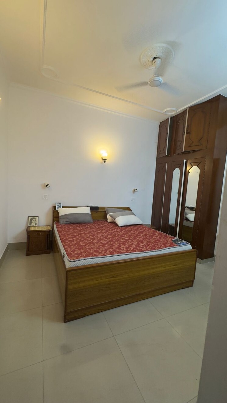 Bedroom, anand niketan 3 Bedroom 1800 Sq.Ft. Builder Floor In Anand Niketan Delhi 9216636