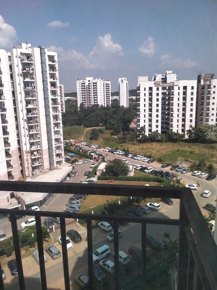 Exterior View, suncity-avenue-76 2 Bedroom 682 Sq.Ft. Apartment In Sector 76 Gurgaon 9216661