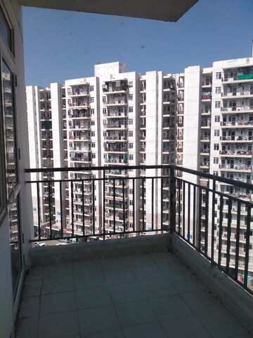 2 BHK Apartment – Exterior View View at Suncity Avenue 76, Sector 76 - for Rent