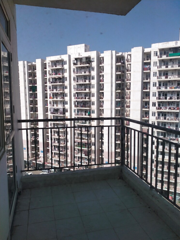 Exterior View, suncity-avenue-76 2 Bedroom 682 Sq.Ft. Apartment In Sector 76 Gurgaon 9216661
