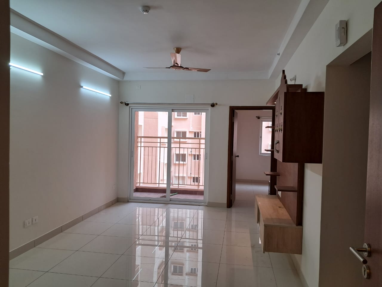 1.5 BHK Apartment For Rent in Brigade El Dorado