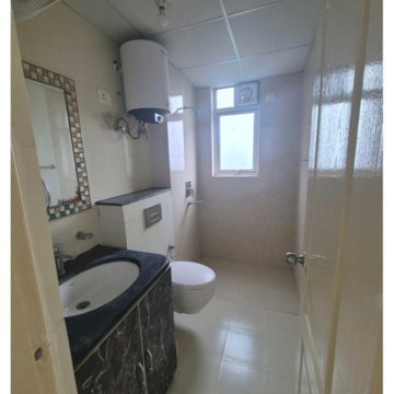 Bathroom in 4 BHK Apartment at DLF The Arbour, Sector 63 – for Sale
