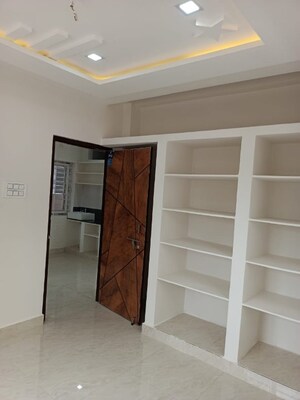 Room in 2 BHK Independent House at Kundanpally – for Sale