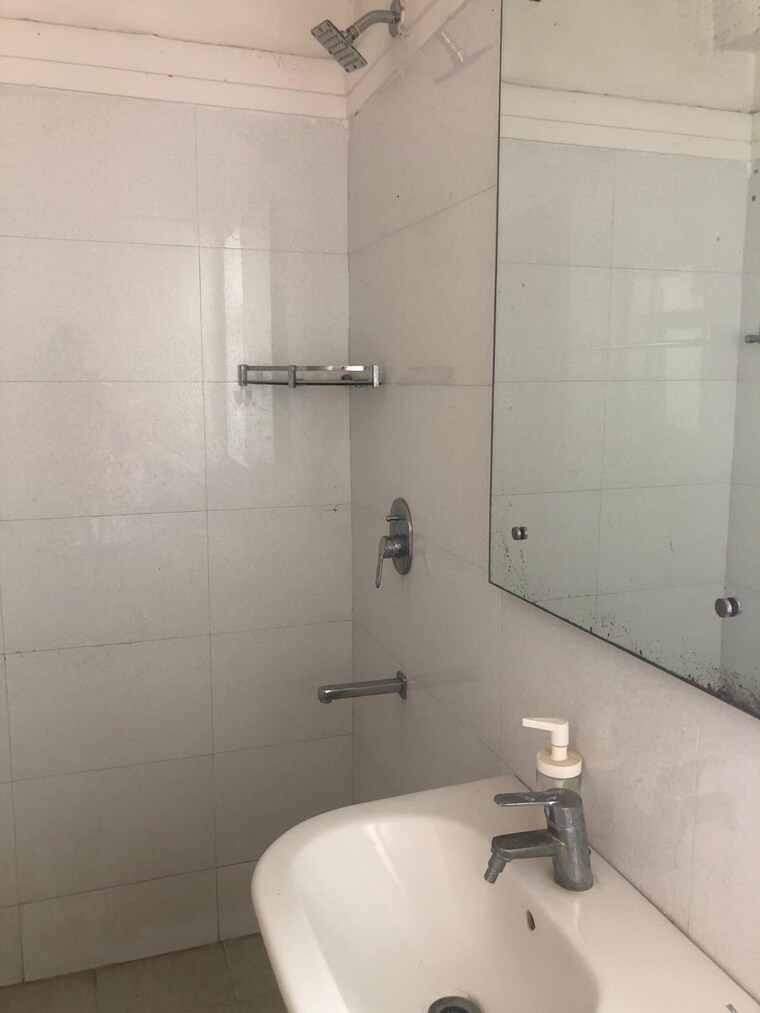 Bathroom, dlf-new-town-heights-i 3.5 Bedroom 1930 Sq.Ft. Apartment In Sector 90 Gurgaon 9216683