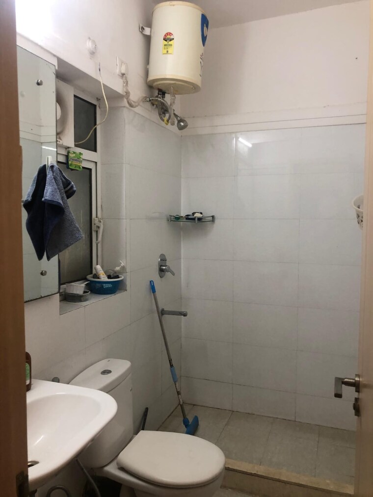 Bathroom, dlf-new-town-heights-i 3.5 Bedroom 1930 Sq.Ft. Apartment In Sector 90 Gurgaon 9216683
