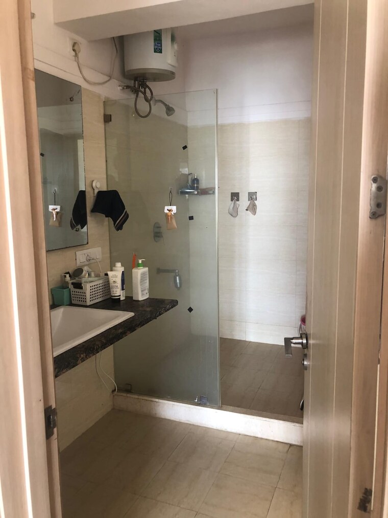 Bathroom, dlf-new-town-heights-i 3.5 Bedroom 1930 Sq.Ft. Apartment In Sector 90 Gurgaon 9216683