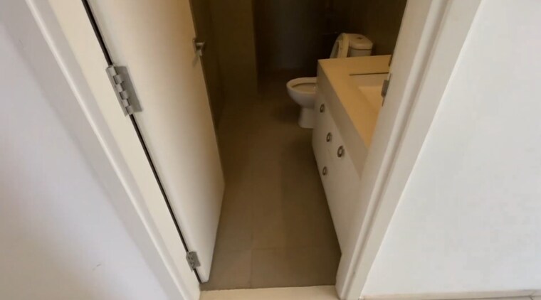 Bathroom, ireo-skyon 3 Bedroom 2045 Sq.Ft. Apartment In Sector 60 Gurgaon 9216675