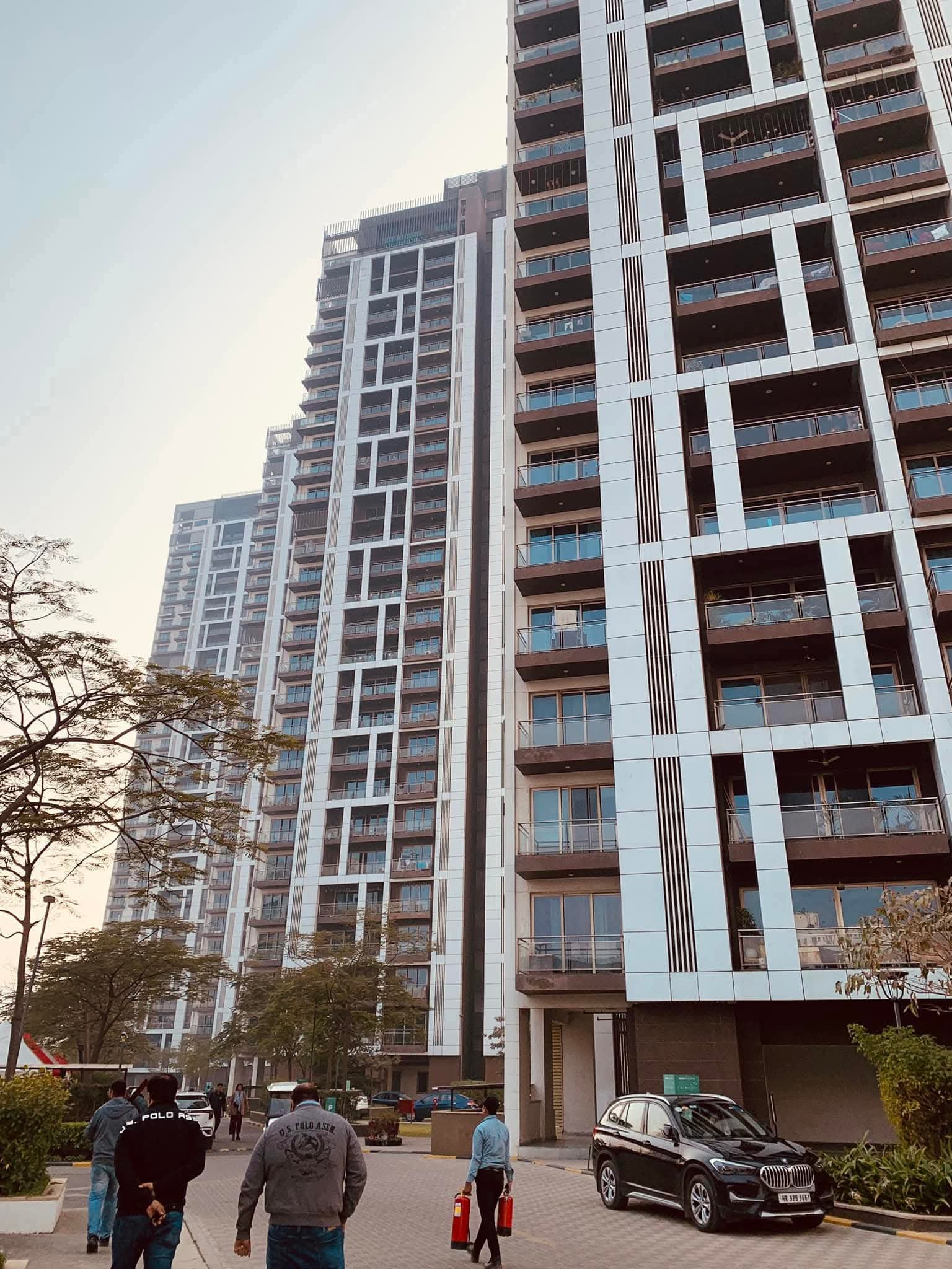 3 BHK + Study Room Apartment For Sale in Tata Primanti-Tower Residences