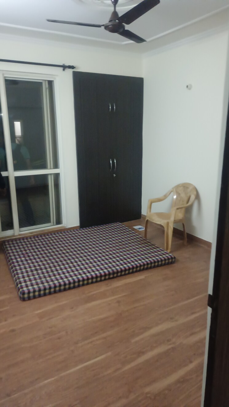 Bedroom, jaypee-greens-kosmos 3.5 Bedroom 1350 Sq.Ft. Apartment In Sector 134 Noida 9216718