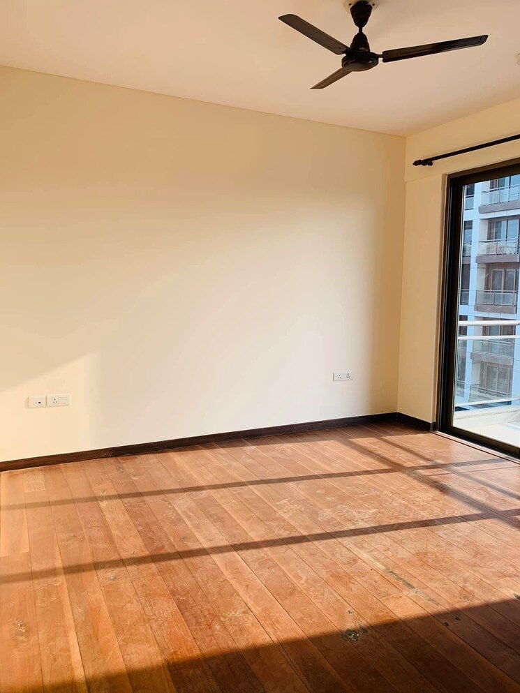 Room, tata-primanti-tower-residences 4 Bedroom 4500 Sq.Ft. Apartment In Sector 72 Gurgaon 9216720