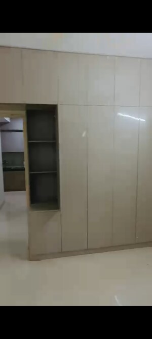 2 BHK Apartment For Rent in Shree Vardhman Green Court, Sector 90