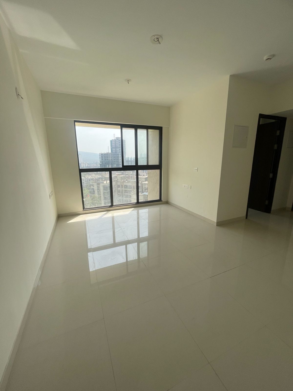 1 BHK + Extra Room Apartment For Rent in Lodha Casa Maxima