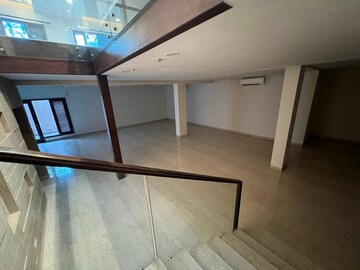 Staircase in 6+ BHK Villa at ACL Apartment, Vasant Kunj – for Rent