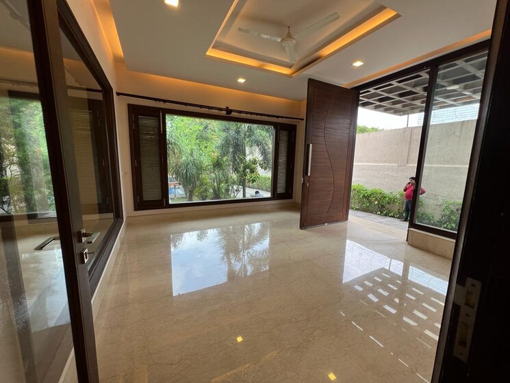 Room, acl-apartment 6+ Bedroom 9000 Sq.Ft. Villa In Vasant Kunj Delhi 9216752