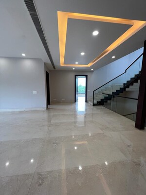 Room in 6+ BHK Villa at ACL Apartment, Vasant Kunj – for Rent