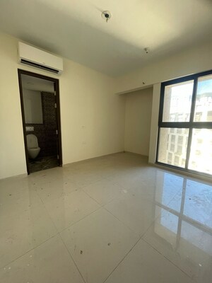 Room in 2 BHK Apartment at Lodha Casa Maxima, Mira Road – for Rent