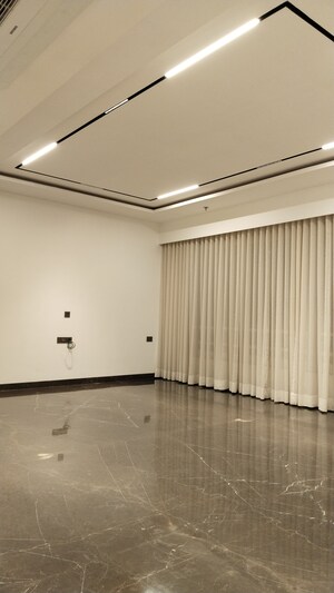 Bedroom in 5 BHK Apartment at Prabhadevi – for Sale