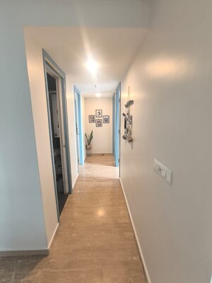 Corridor in 2.5 BHK Apartment at Imperial Heights Goregaon West, Goregaon West – for Rent