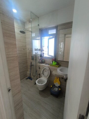 Bathroom in 2.5 BHK Apartment at Imperial Heights Goregaon West, Goregaon West – for Rent