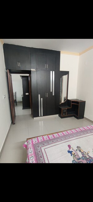 Bedroom in 2 BHK Apartment at Penta Homes, Vip Road – for Rent