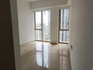 Room in 3 BHK Apartment at Lodha The Park, Worli – for Sale