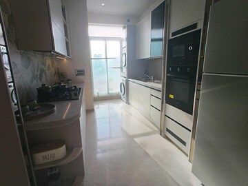 Staircase in 3 BHK Apartment at Marathon Monte South, Byculla West – for Sale