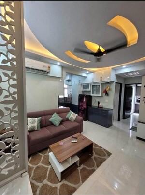 2 BHK Apartment For Rent in DLF Hamilton Court, Sector 27