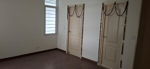 Room in 3 BHK Apartment at RG Euphoria, Vrindavan Yojna – for Rent