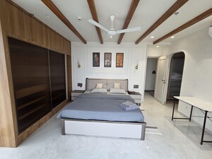 Room in 3 BHK Apartment at Rohan Lifescapes Aquino, Prabhadevi – for Sale