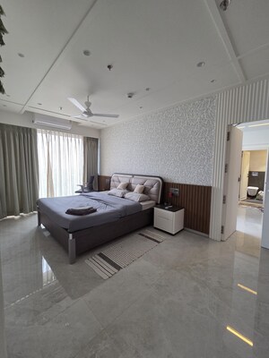 Room in 3 BHK Apartment at Rohan Lifescapes Aquino, Prabhadevi – for Sale