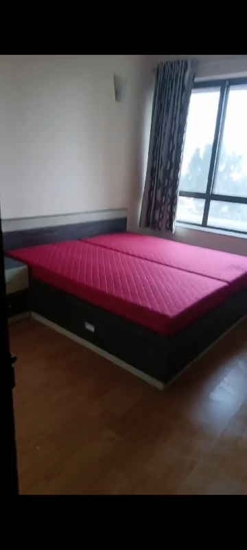 3 BHK + Servant Room Apartment For Rent in Unitech Fresco