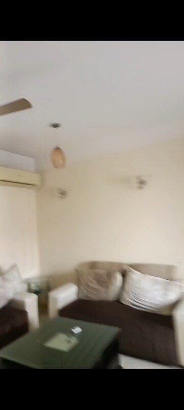 Bathroom in 3 BHK Apartment at Unitech Fresco, Sector 50 – for Rent