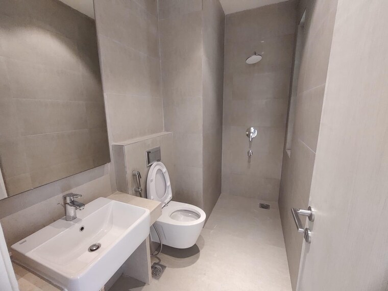 Bathroom, indiabulls-sky-forest 3 Bedroom 2126 Sq.Ft. Apartment In Lower Parel Mumbai 9216931