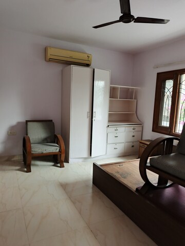 Living Room in 3 BHK Builder Floor at Defence Colony – for Rent