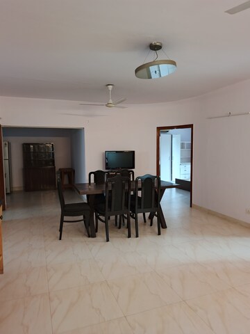 Living Room in 3 BHK Builder Floor at Defence Colony – for Rent