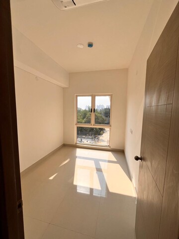 Room in 4 BHK Apartment at PS One 10, New Town – for Sale