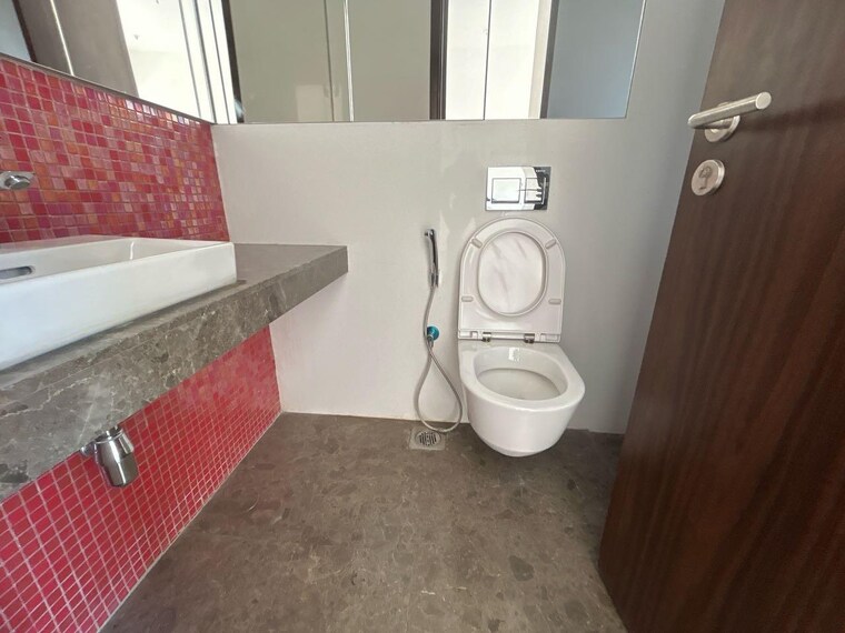 Bathroom, lodha-world-view 3 Bedroom 1153 Sq.Ft. Apartment In Worli Mumbai 9216991