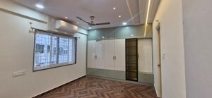 Room in 3 BHK Builder Floor at Kondapur – for Rent