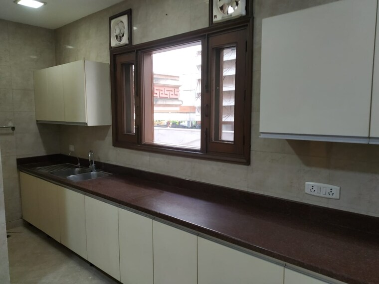 Kitchen/pantry, anand lok 5 Bedroom 4000 Sq.Ft. Builder Floor In Anand Lok Delhi 9217036