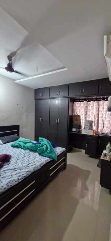 Bedroom in 2 BHK Builder Floor at Kondapur – for Rent