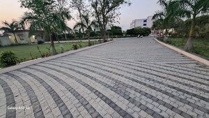  Plot – Garden View at Santoshi Nagar - for Sale